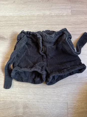 Short en velour