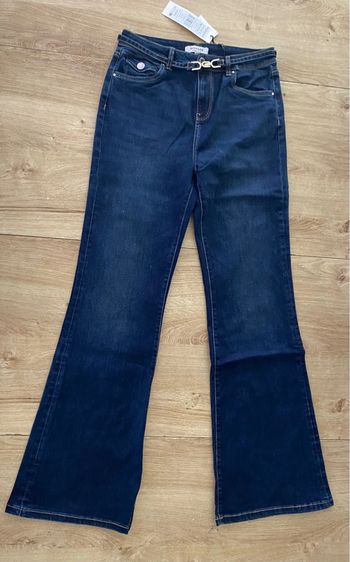 Neuf  Jeans morgan flare taille haute en 40