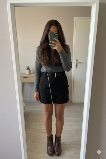 Jupe noire zippé avec ceinture H&M 