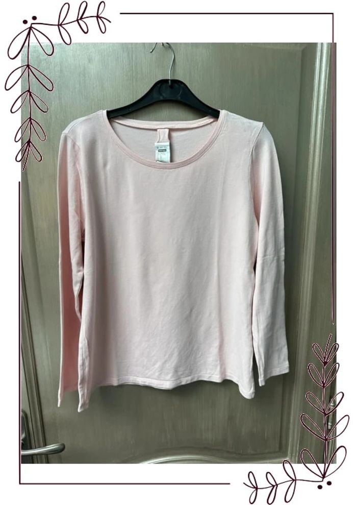 T-shirt manche longue décathlon taille L rose clair