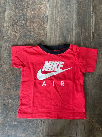T-shirt Nike