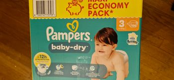 136 couches pampers baby dry taille 3
