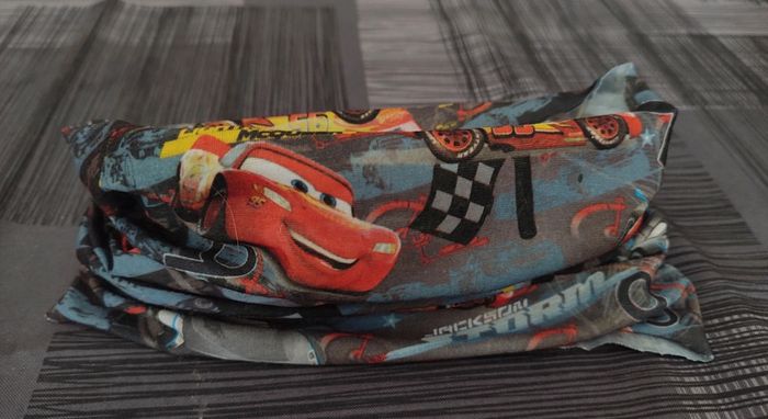 Tour de cou enfant - Flash McQueen / Cars - photo numéro 2