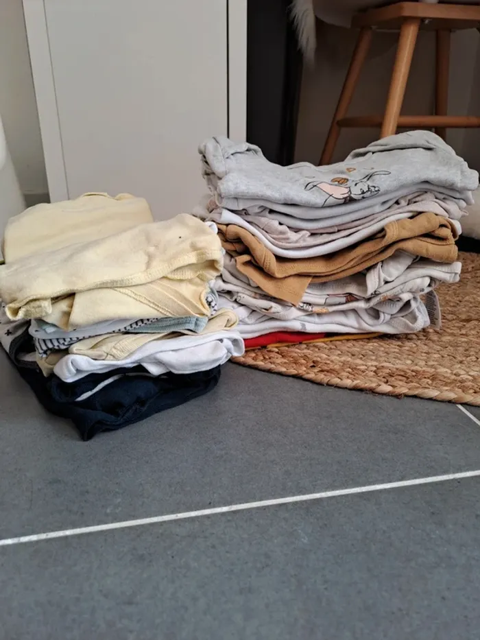 Lot de 14 bodys manches longues + 11 bodys manches courtes - photo numéro 2