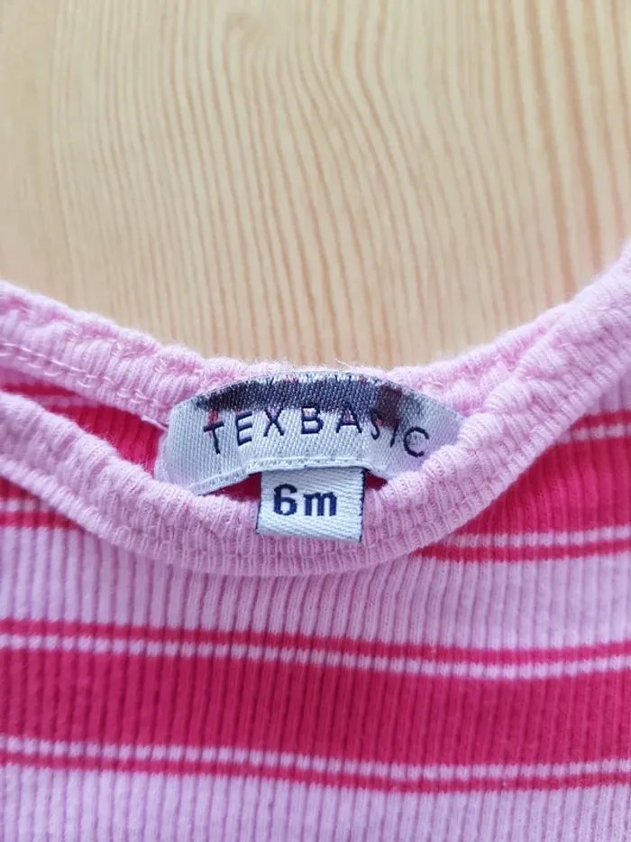 Tee-shirt 🔄 - photo numéro 4