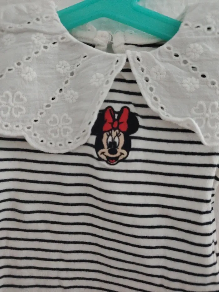 T-shirt Minnie Disney taille 3 mois - photo numéro 2
