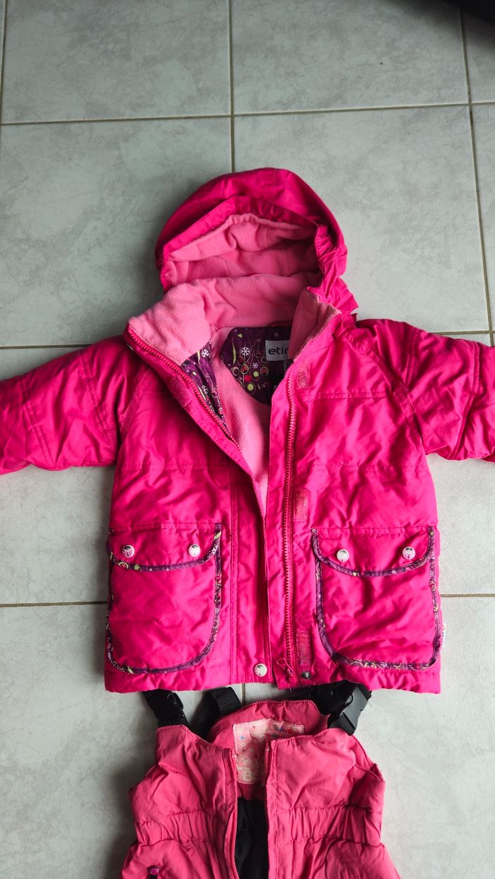 Vêtements de ski neige fille 3 ans - photo numéro 2