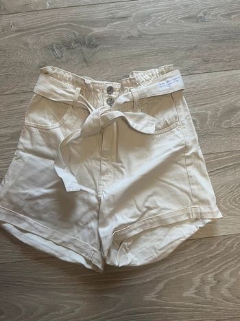 Short en jean crème