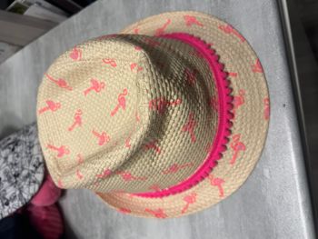chapeau fille taille 54 tissaia rose avec des flamants roses
