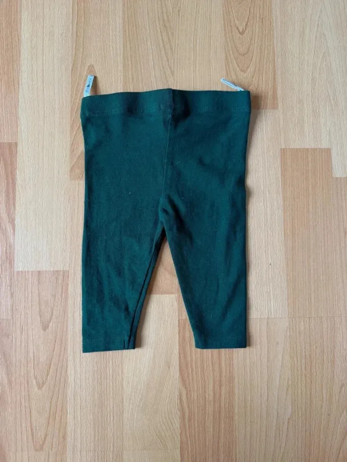 Ensemble Kiabi Mickey Vert - Taille 3 mois - Comme neuf ! - photo numéro 5