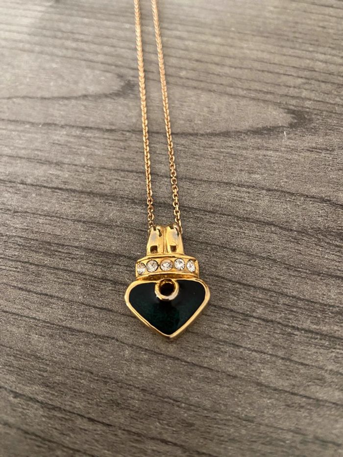 Chaîne avec pendentif
