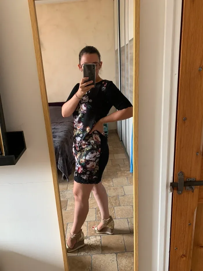 Robe fleur La Fée Maraboutée taille 2 - photo numéro 5