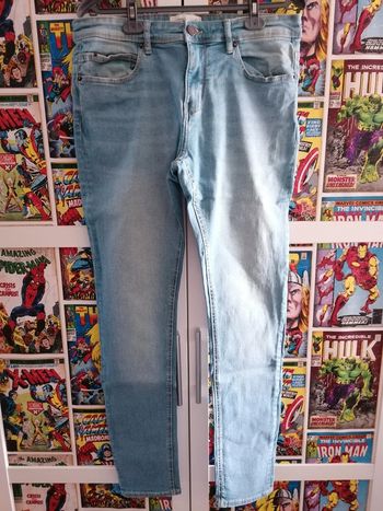 Jeans super skinny homme Pull & bear taille 44