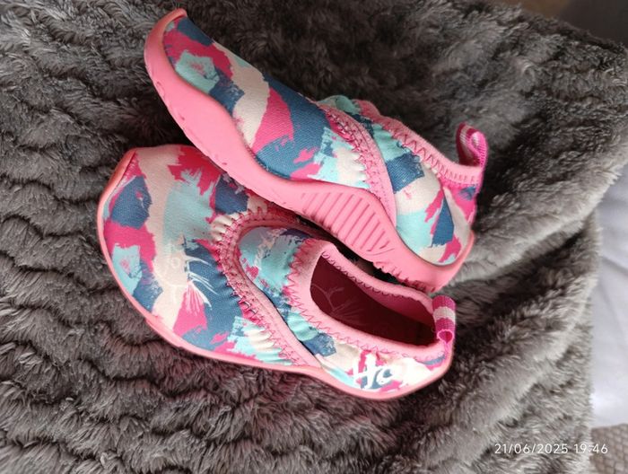 Chaussures de baignade taille 23 - photo numéro 2