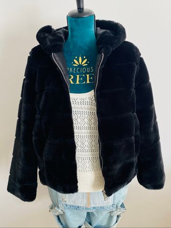 Veste Manteau Fausse Fourrure Toute Douce noire capuche