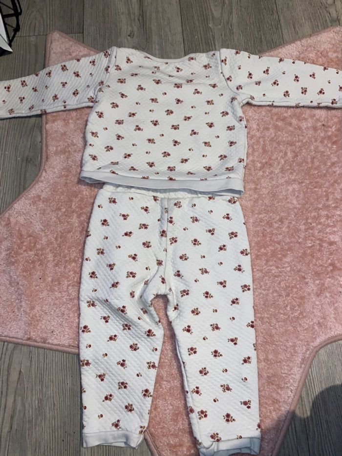 ensemble jogging - photo numéro 3