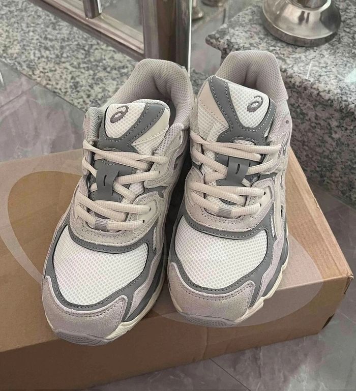 Asics GEL-NYC Gris 38 - photo numéro 2