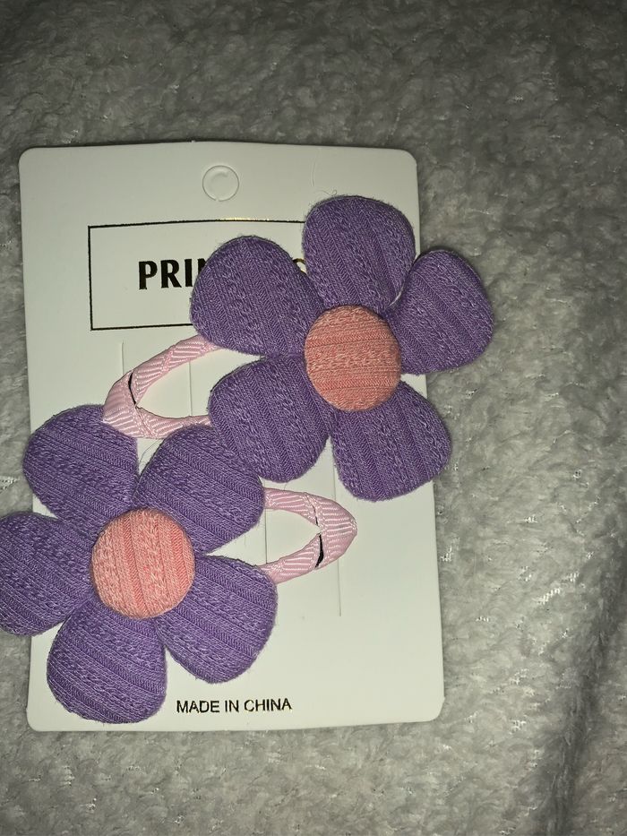 Pince fleurs violette