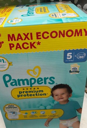 Pampers 2 cartons couches t5 
