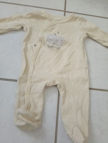 Pyjama fin 1 mois