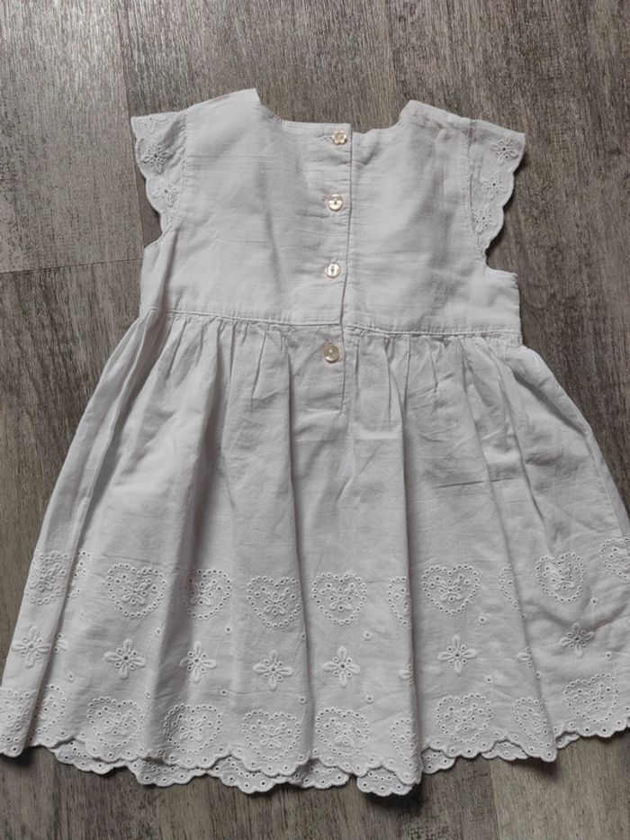 Robe blanche 🌸 12m - photo numéro 6