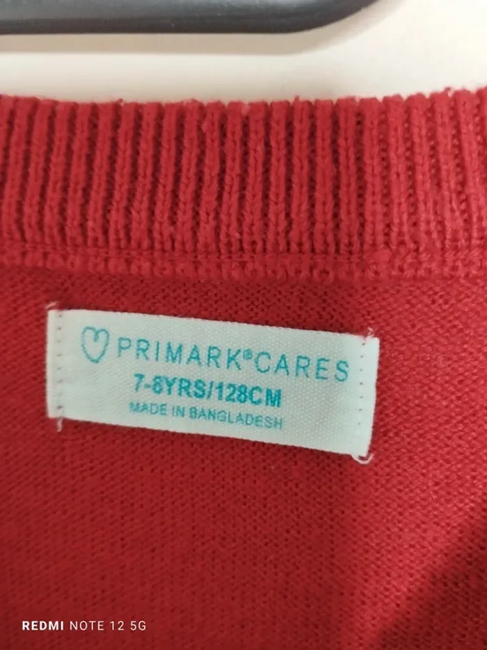 Pull de Noël taille 7/8 ans - photo numéro 3