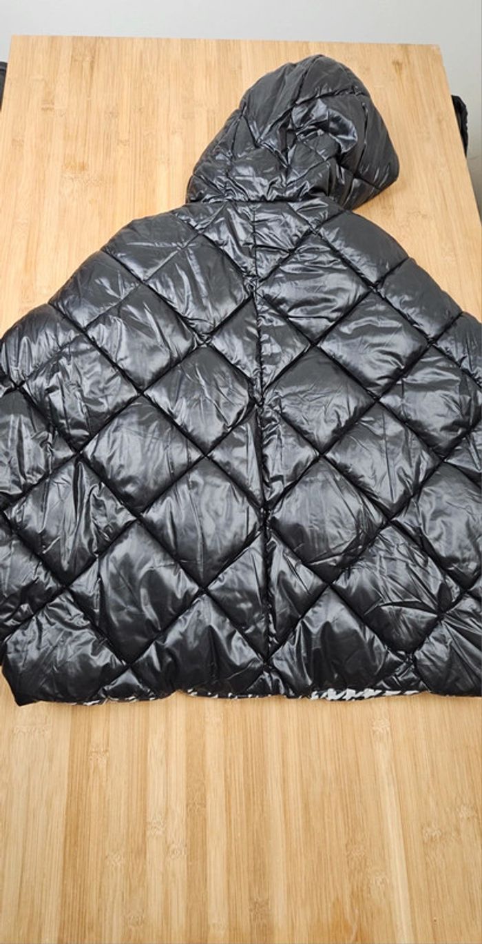 Doudoune poncho réversible Queen Drama by Monte Cervino, taille unique - photo numéro 6