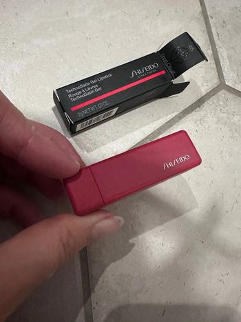 Rouge à lèvre technosatin gel 415 shiseido