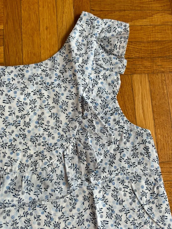 Haut liberty Jacadi 8 ans parfait état - photo numéro 2