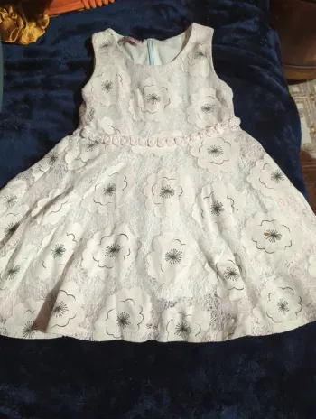 Petite robe de cérémonie