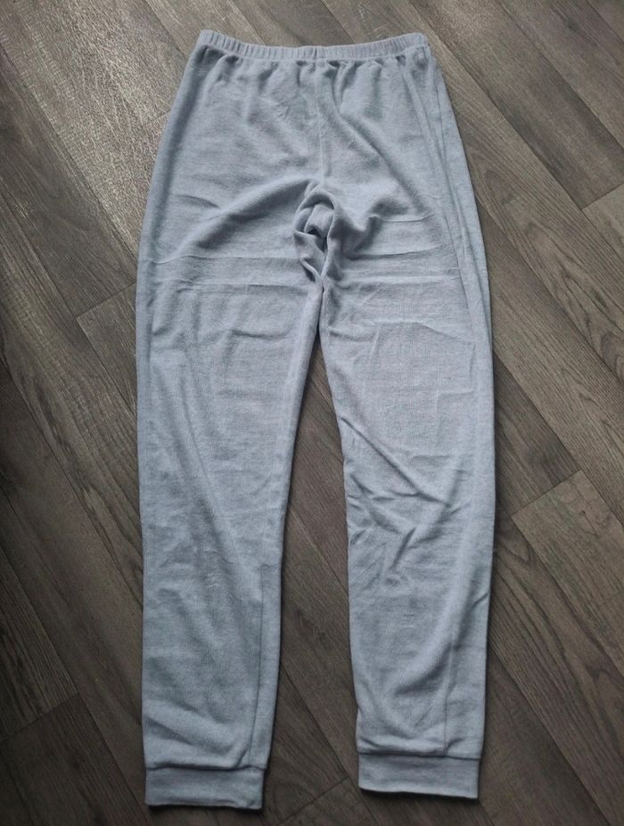 Ensemble pyjama 2 pièces hiver matière très doux - photo numéro 4