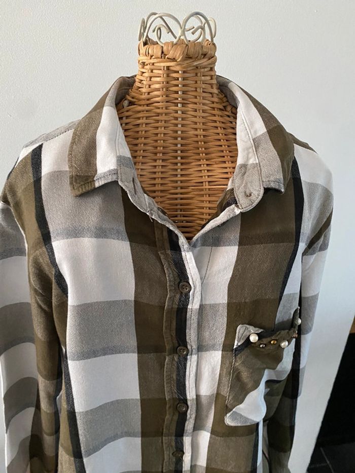Chemise Zara blanche et kaki à gros carreaux manches longues taille S - photo numéro 4