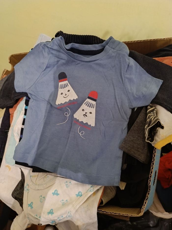 Lot de tee shirt - photo numéro 4