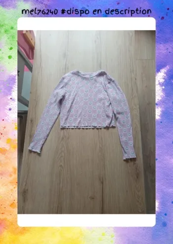 T-shirt court crop top