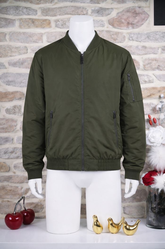 Blouson bombers kaki Homme/ Ado taille M marque Bershka 🎸