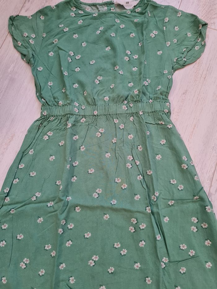 Robe légère H&M 10 ans - photo numéro 2