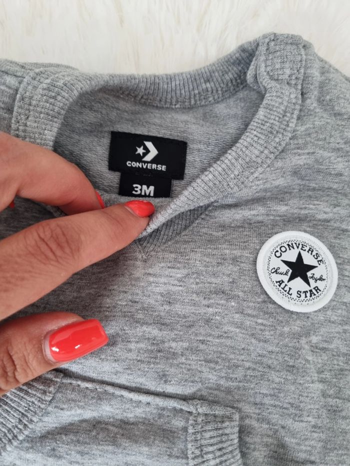Combinaison Converse 3 mois - photo numéro 3