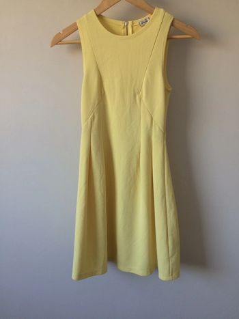 • Robe habillée jaune pimkie ~ Taille 34 •