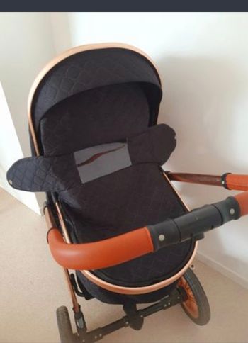 Poussette bébé rose gold