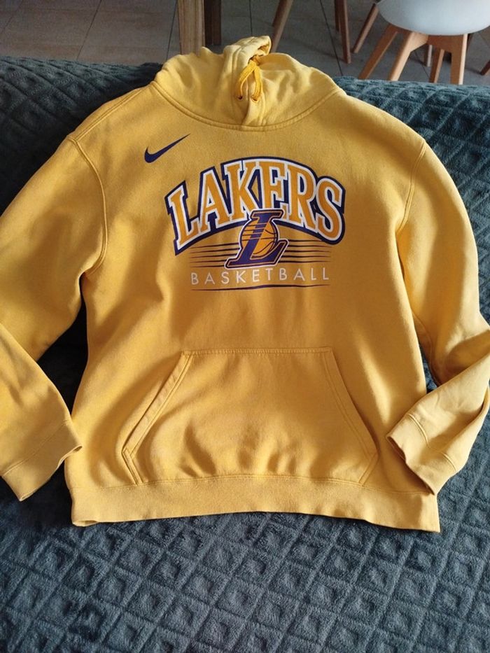 Pull Nike lakers - photo numéro 3