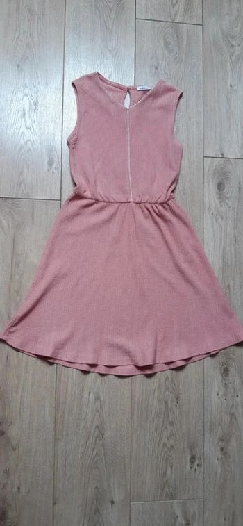 Robe légère gémo rose/dorée 10 ans état neuve