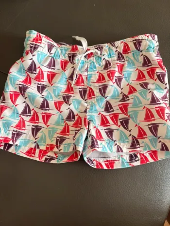 Short de bain taille 86/92