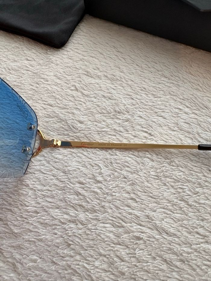 Lunette de soleil - photo numéro 4