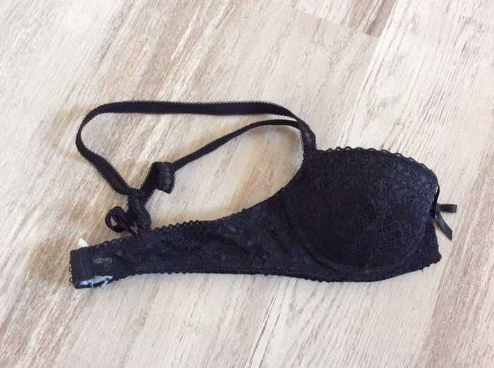 Soutien gorge - photo numéro 3