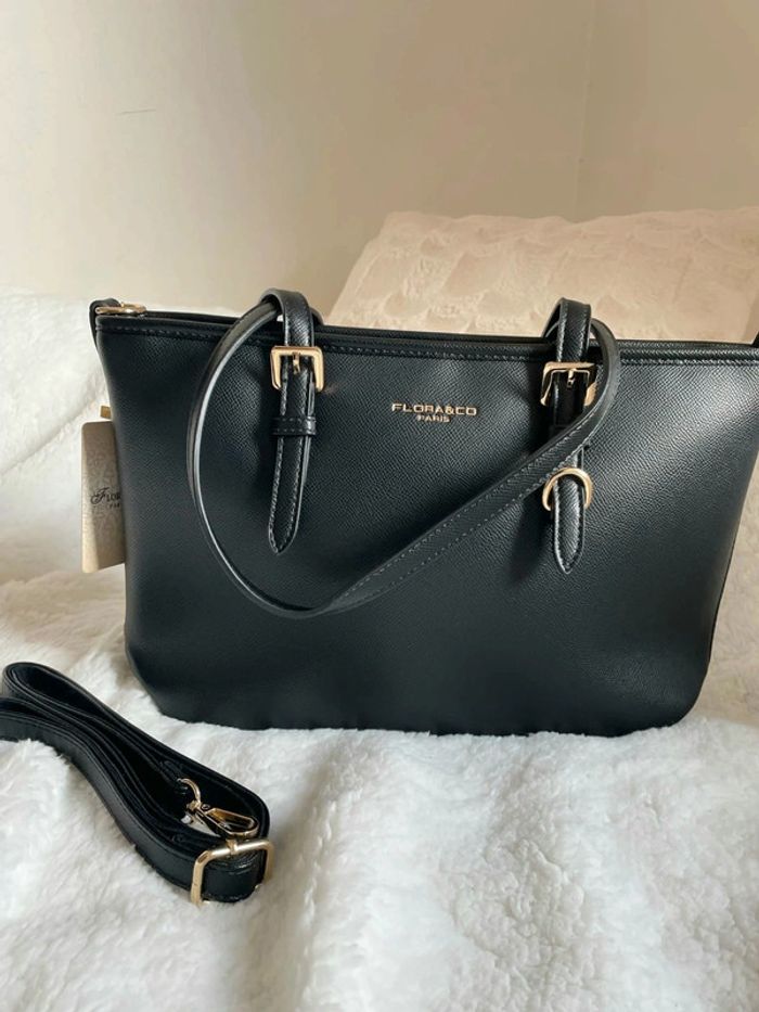 Sac à main noire en cuir synthétique - photo numéro 6