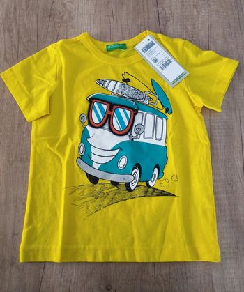 T-shirt manches courtes garçon jaune bus turquoise taille 12/24 mois United Colors of Benetton