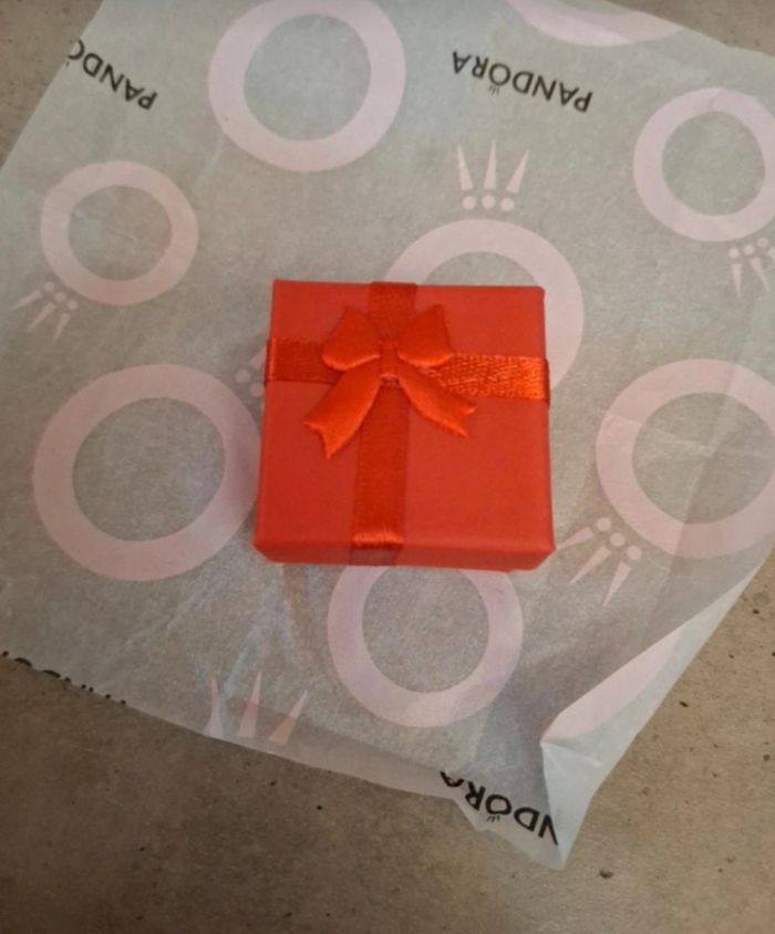 Lot de deux charms minnie et mickey - photo numéro 8