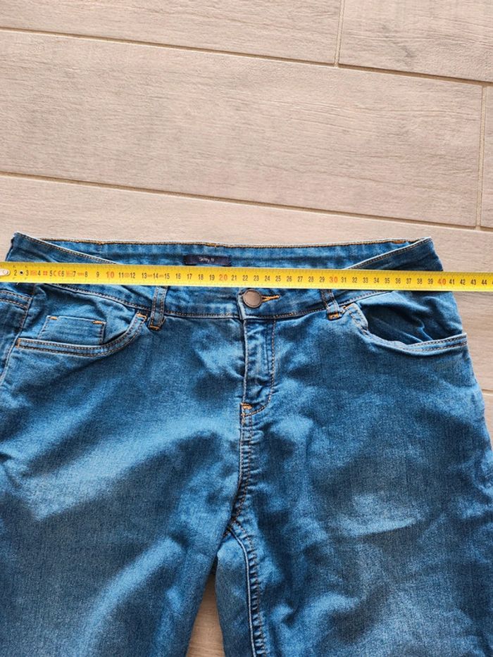 Jean bleu kiabi taille 40 skinny fit en très bon état - photo numéro 5