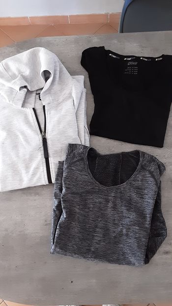 Lot de 3 hauts de sport femme