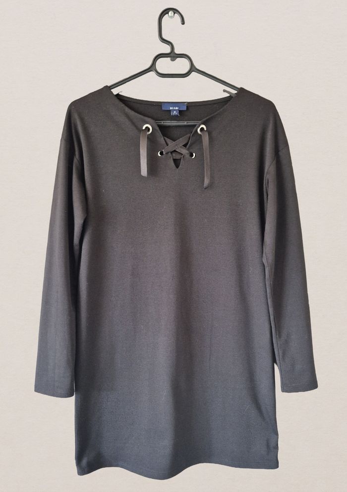 🖤 Robe noire Kiabi – Taille M (164-170)